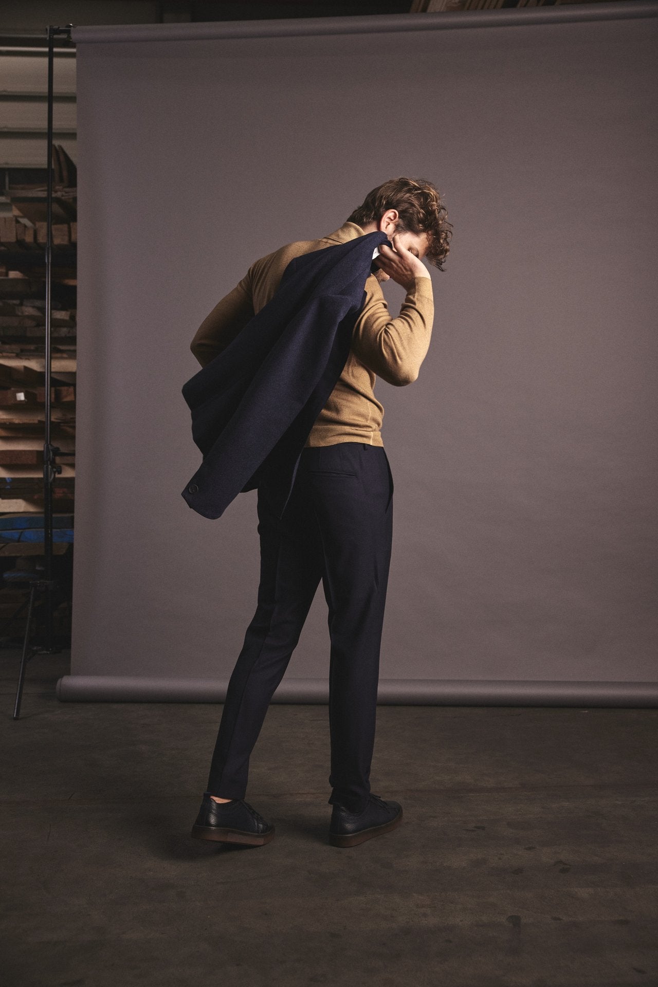 Hose Anian, schwarz und navy