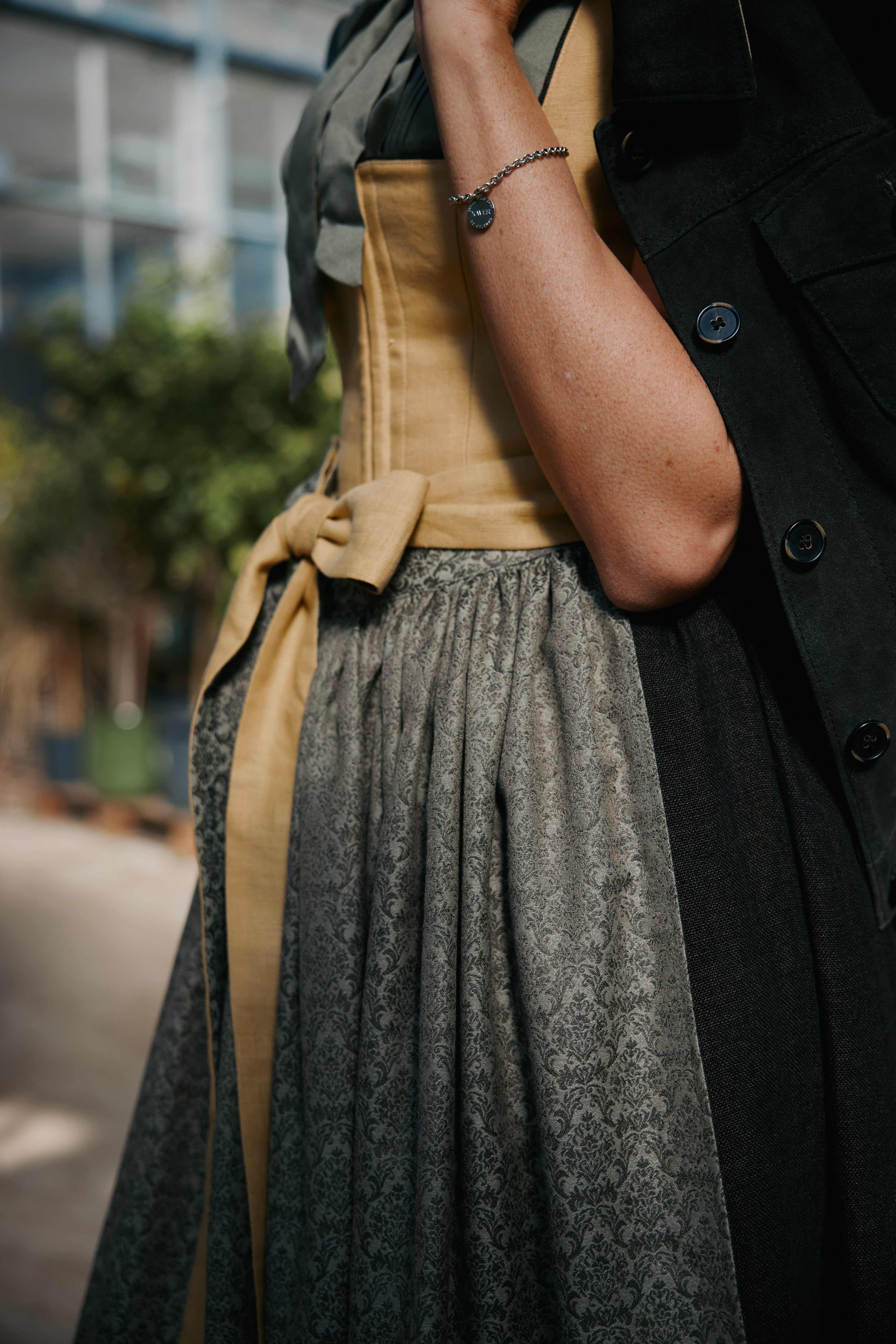 Dirndl Lydia, gelb/oliv