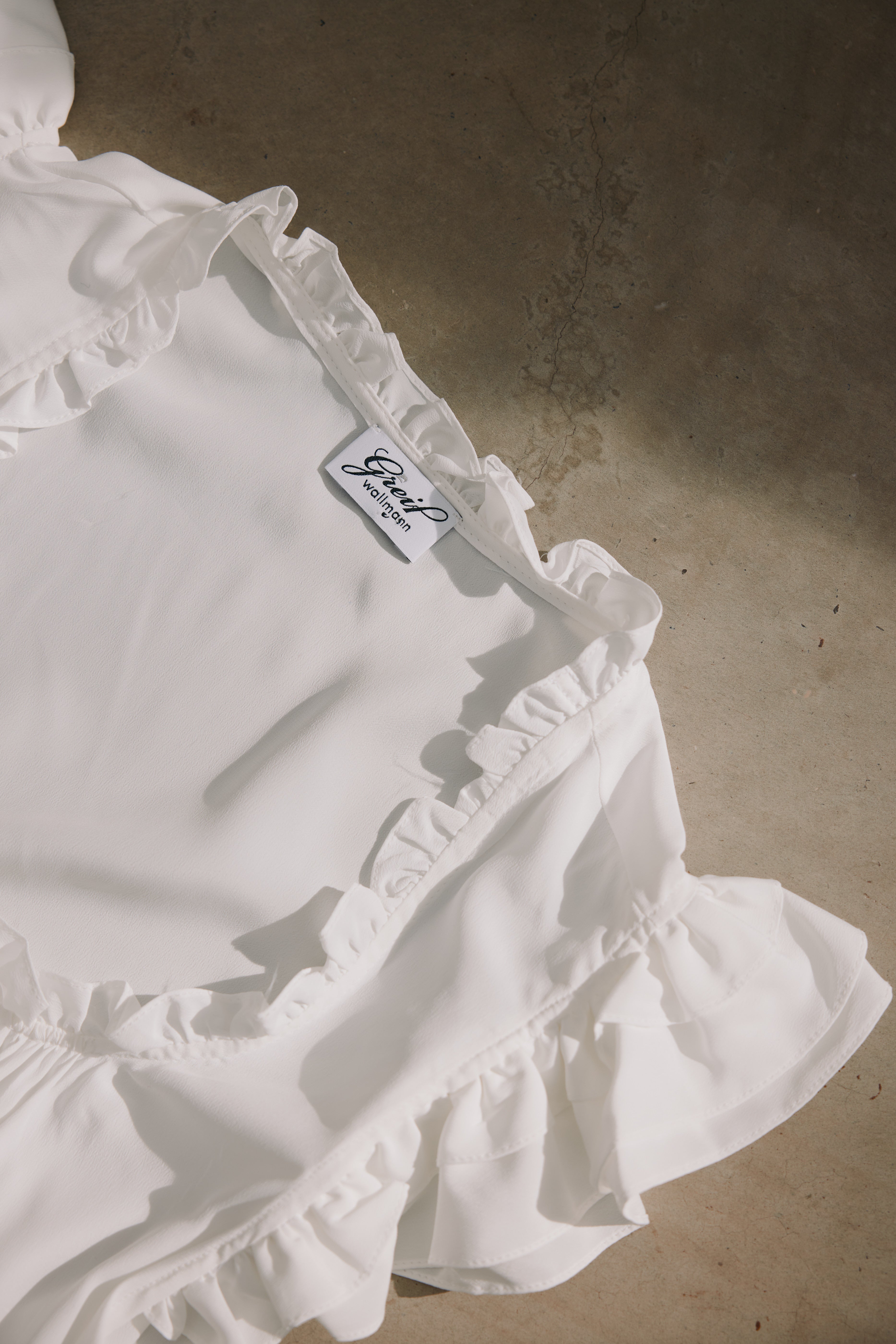 Dirndlbluse Tilda, ecru