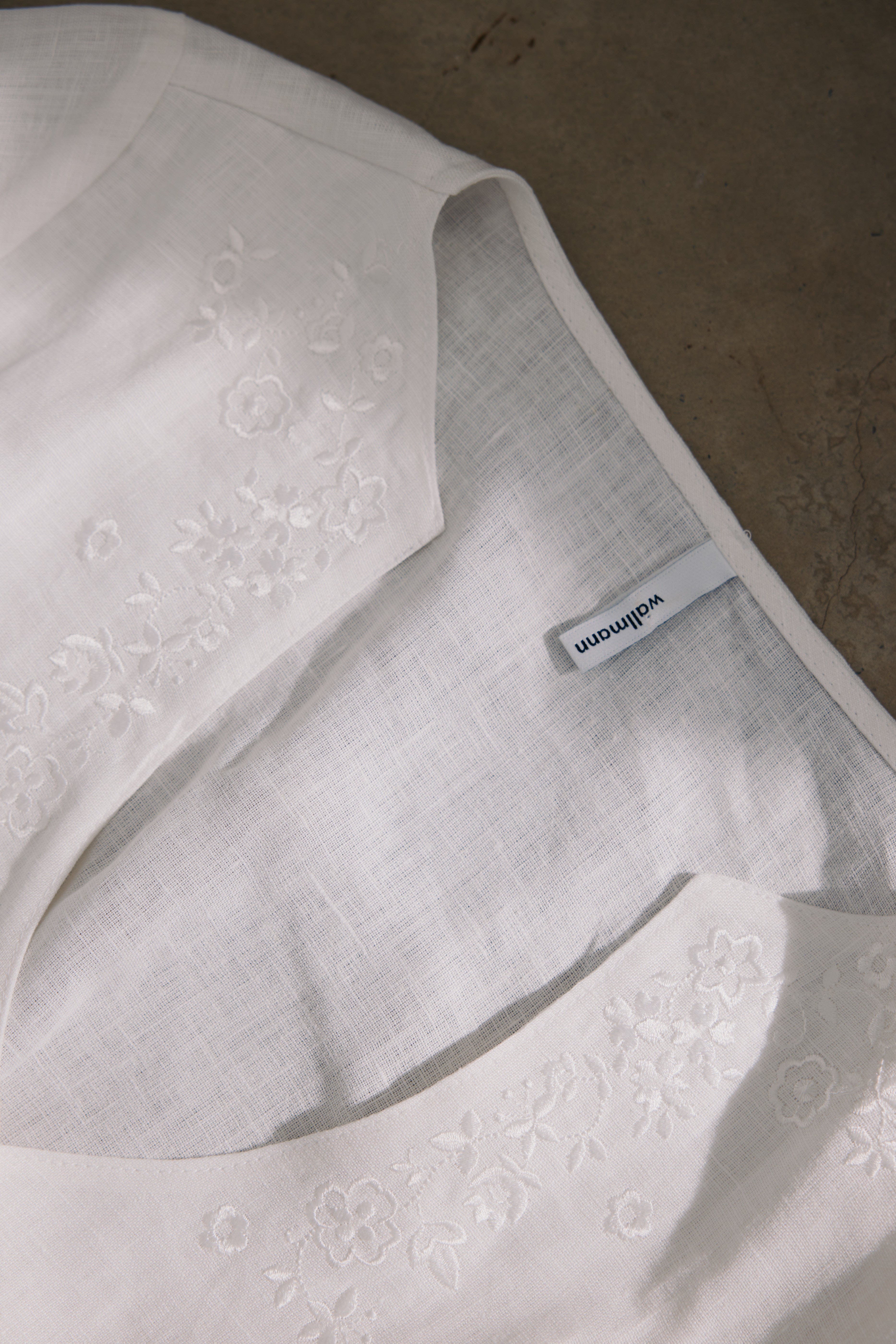 Dirndlbluse Tabea, weiß