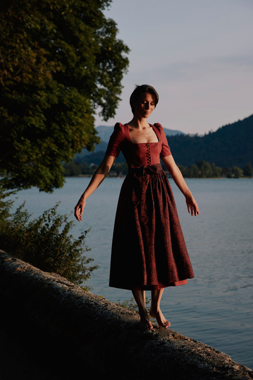 Dirndl Hanni, rot