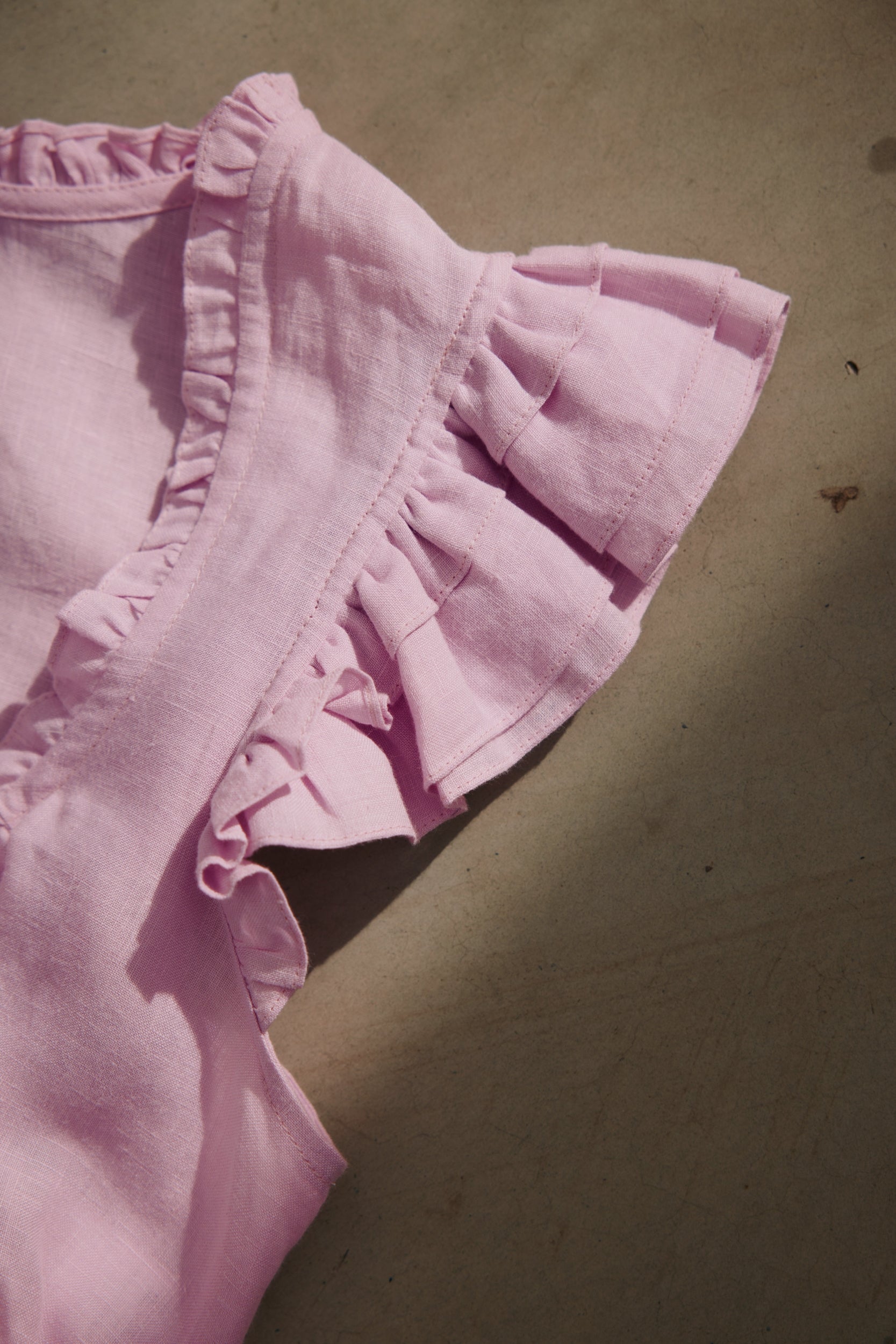 Dirndlbluse Tilda rosa Leinen Bild 5
