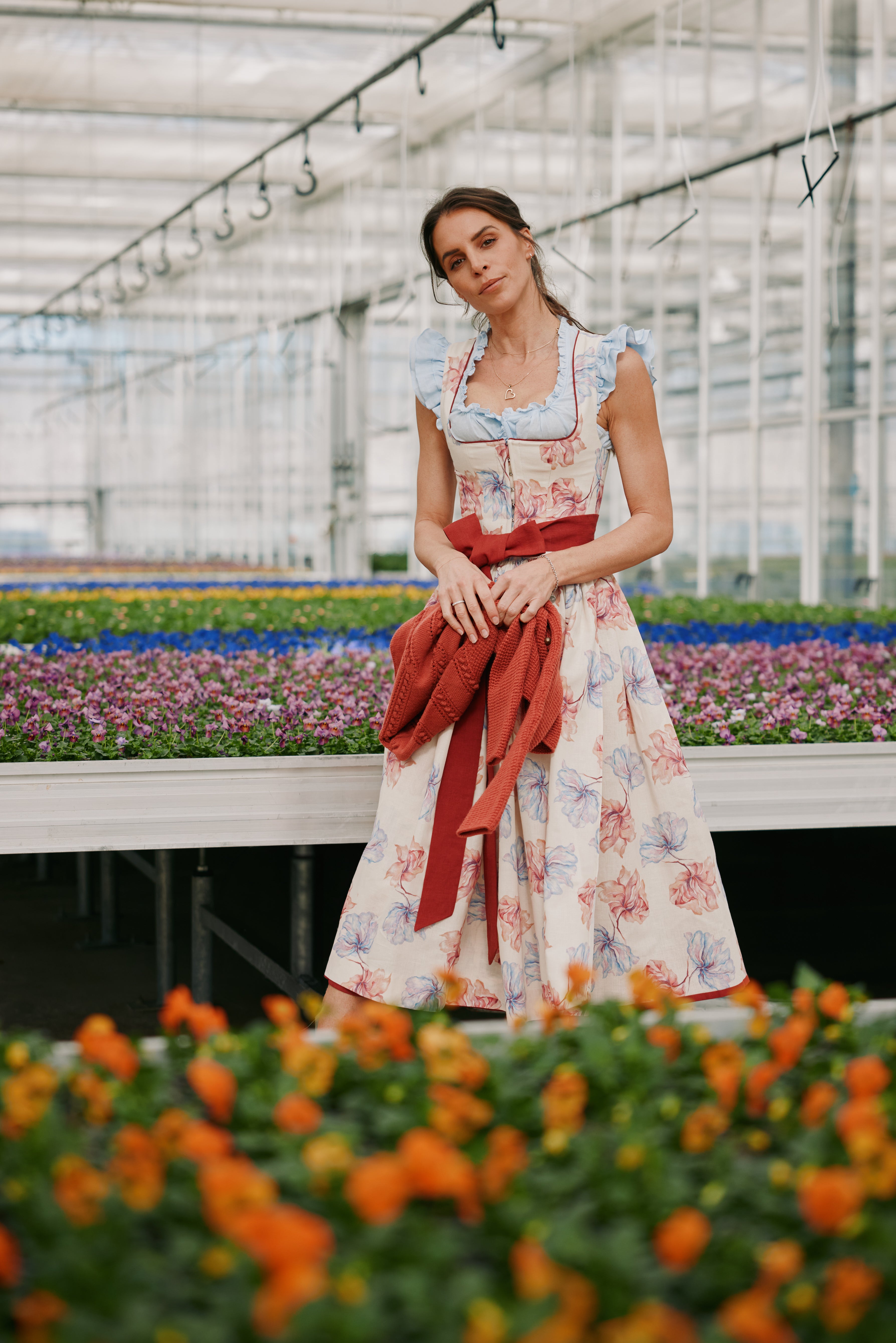 Dirndl Lili, floral gemustert