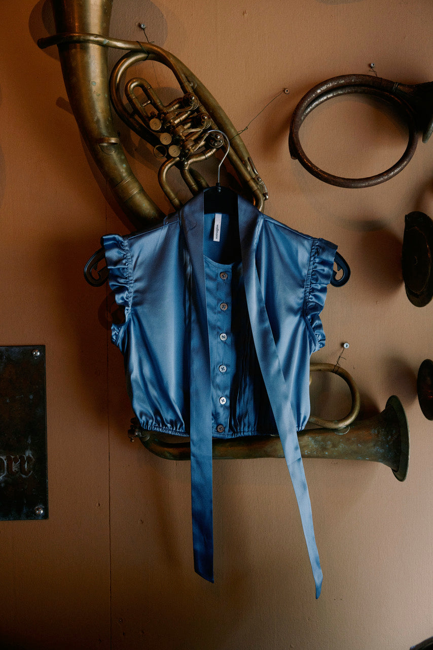 Dirndlbluse Tessa, azurblau