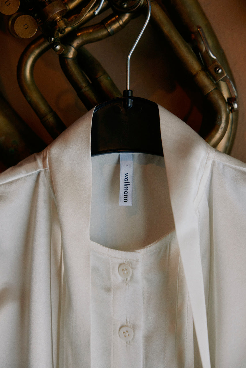 Dirndlbluse Tessa, weiß